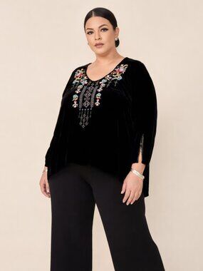 Johnny Was (US 2x) Black Embroidered V-Neck Top Plus Size Boho Floral Tunic
